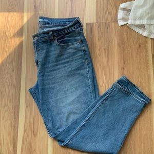 Old Navy boyfriend midrise jeans
